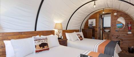 1 Schlafzimmer, Reisekinderbett, kostenloses WLAN, Bettwäsche