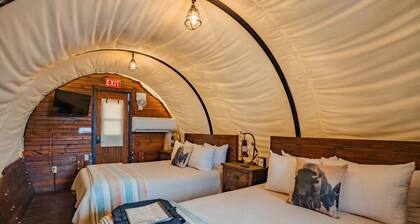 Annie Oakley Wagon w/ Hot Tub, 2QB and Outdoor Kitchen #37