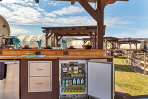 Property grounds - Annie Oakley Wagon w/ Hot Tub, 2QB and Outdoor Kitchen #37 (Virgin)