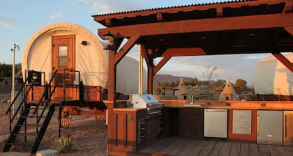 Outdoor Family Fun Wagon w/ 1 Queen Bed, 2 bunk beds,