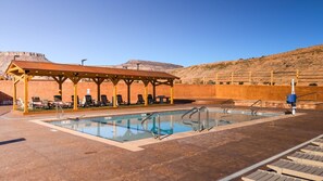 A heated pool - Outdoor experience,  Wagon w/ K Bed, BBQ Grill & (Virgin)