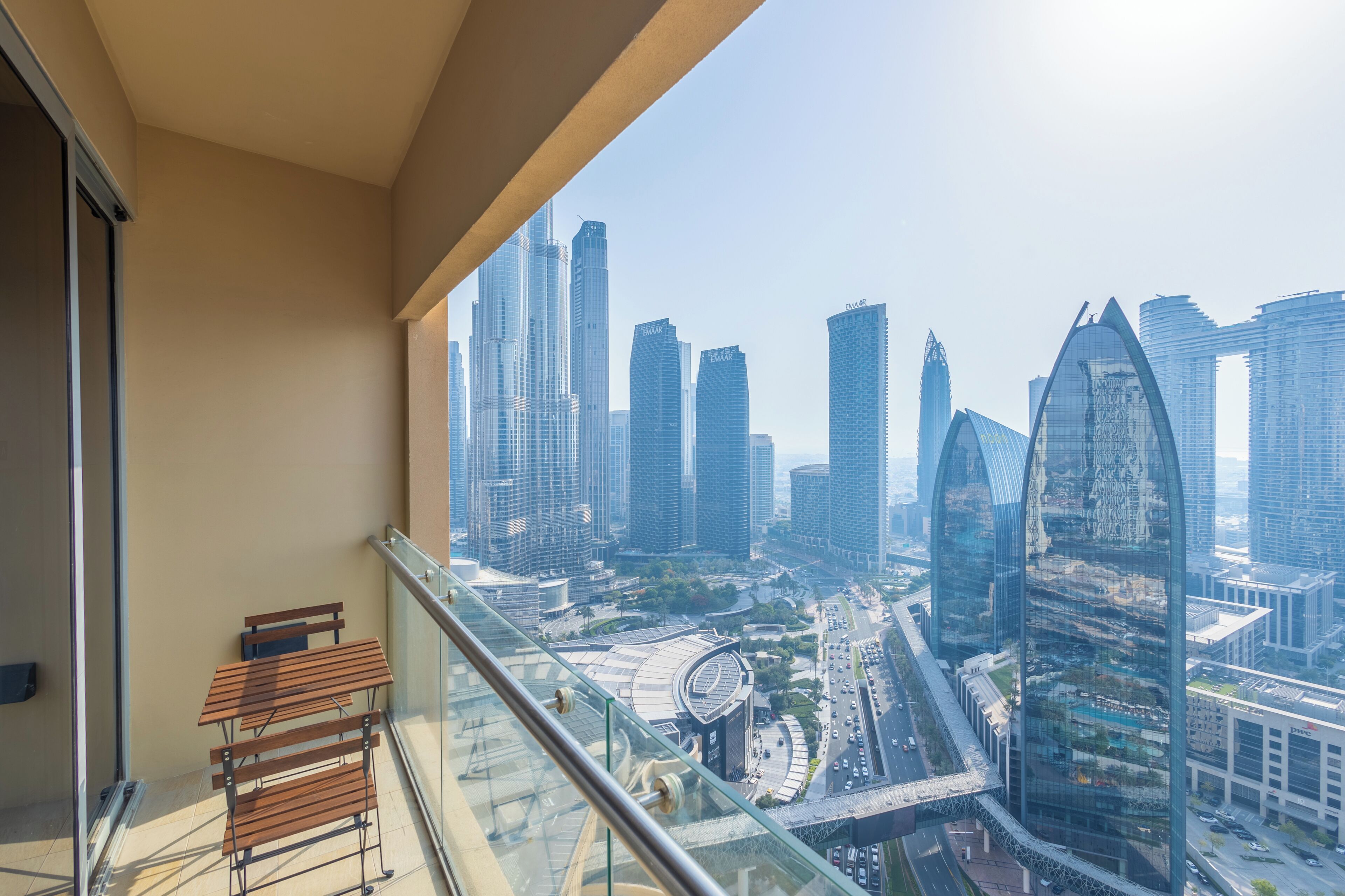 Deluxe Studio, 1 King Bed, Non Smoking, City View | Balcony