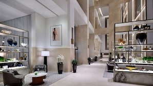 Lobby - SuperHost- Spacious 1 BR In Address Dubai Mall (Dubai)