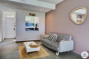 Smart TV - T3 –Duplex Moringue**– close to center of Saint-Denis (Saint Denis)