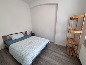 4 Schlafzimmer, kostenloses WLAN, BettwÀsche