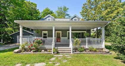 3BR Home Near DT TC | Close to Beach & TART Trail