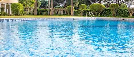 Utomhuspool