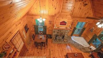 2 bedrooms, travel crib, free WiFi, bed sheets