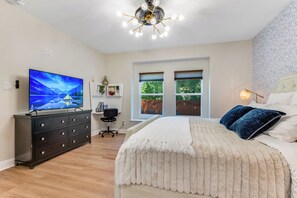 7 Schlafzimmer, Schreibtisch, Bügeleisen/Bügelbrett, kostenloses WLAN