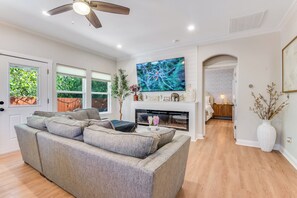 Smart TV, fireplace, offices