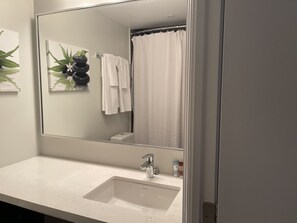 淋浴/盆浴组合、吹风机