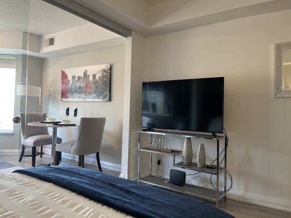 1 多间卧室、熨斗/熨衣板、免费 WiFi、床单