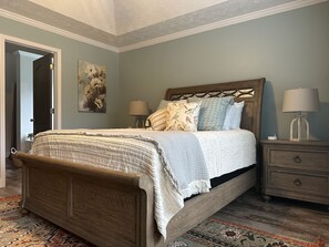 4 habitaciones, tabla de planchar con plancha y wifi gratis 