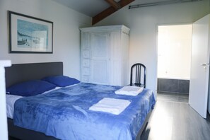 4 bedrooms, travel cot, free WiFi, bed sheets - Vacation home 114 in villa park the oyster bay (Wemeldinge)