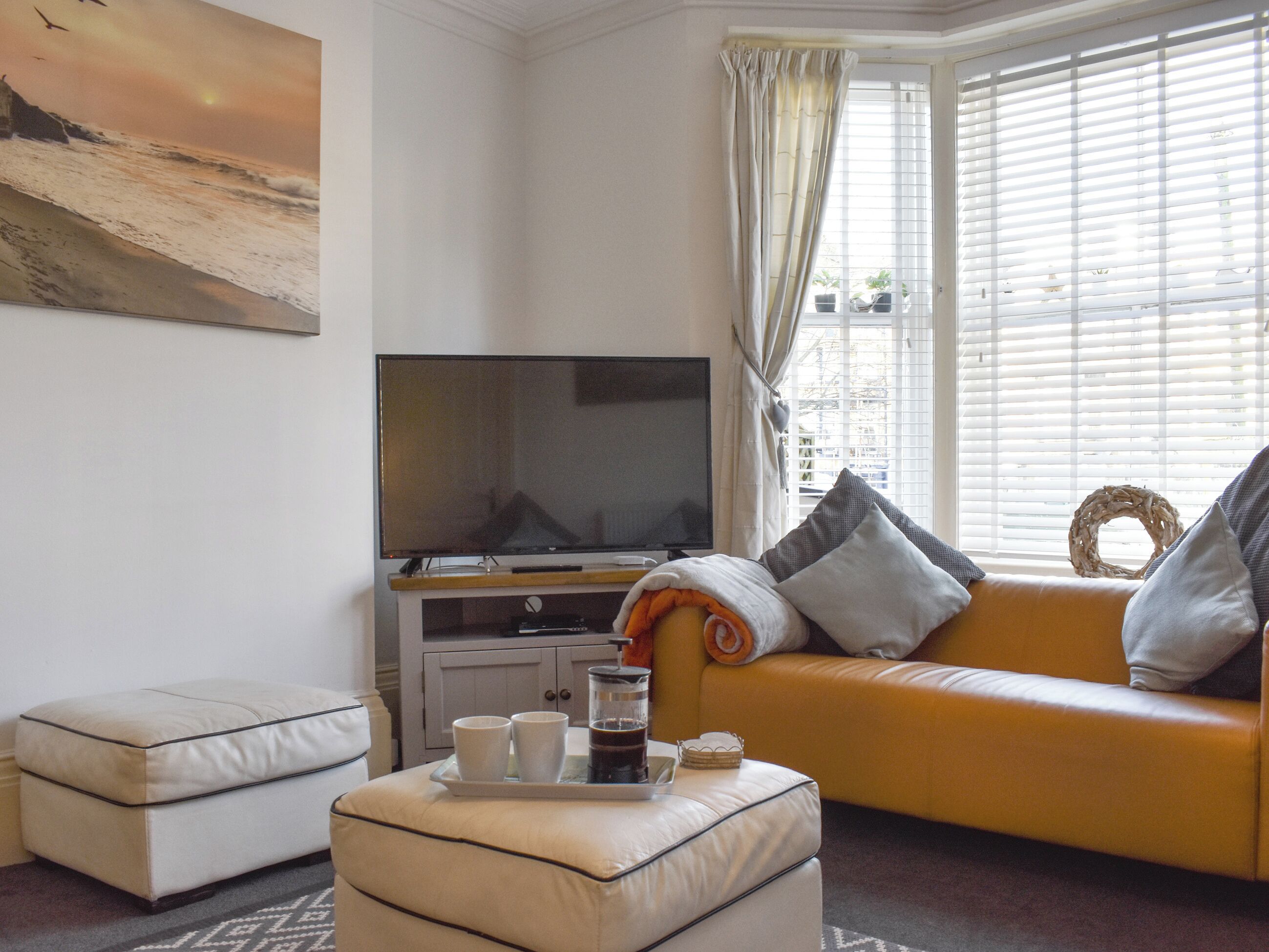 4 Bedroom Accommodation In Scarborough - Scarborough