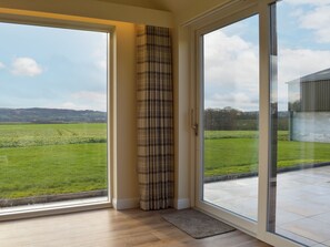 Interior - 3 bedroom accommodation in Linlithgow (Linlithgow)