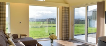 3 bedroom accommodation in Linlithgow