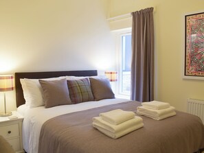 3 habitaciones, wifi gratis, ropa de cama y acceso para silla de ruedas