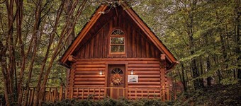 Ivy quaint tiny cabin creekside - Riverside Resort