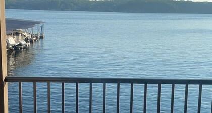 Right on the Water! 21.5 mm