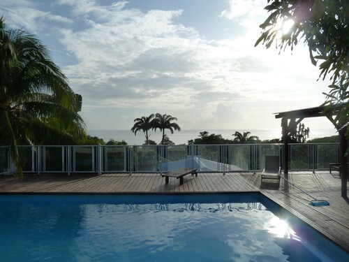 GITE 6 pers corail face a la mer piscine ANCV