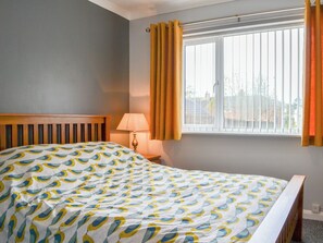 3 bedrooms, free WiFi, bed sheets