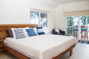 Basic Villa | 4 bedrooms, individually decorated, individually furnished - Luna Beach Resort (Roatan)