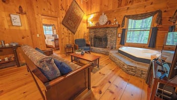 2 bedrooms, travel crib, free WiFi, bed sheets