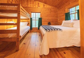 2 slaapkamers, reisbedje, gratis wifi, beddengoed