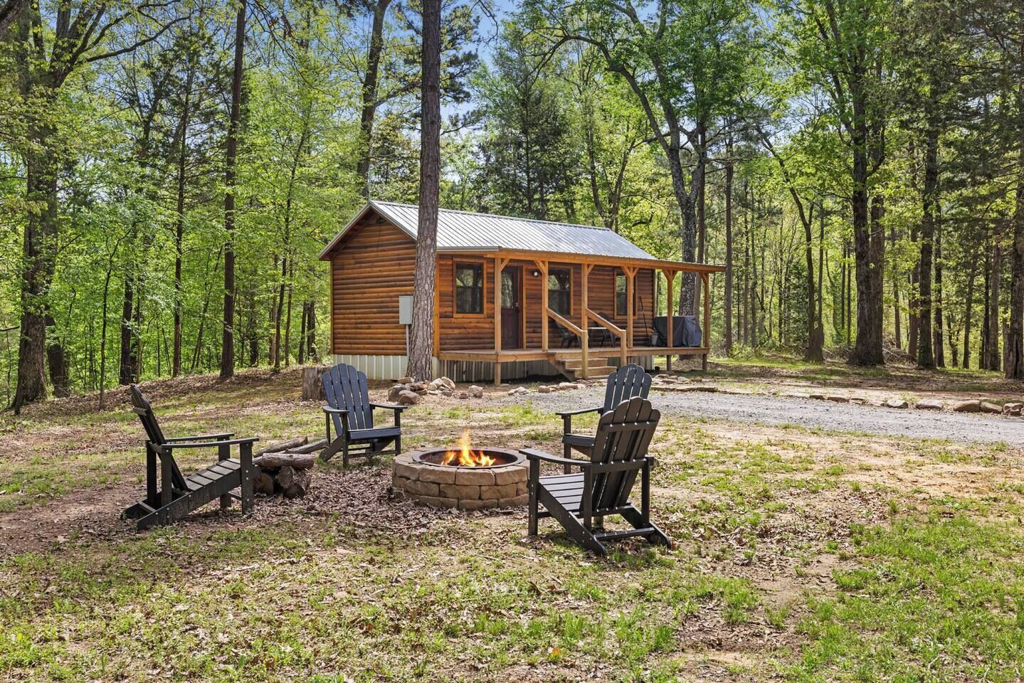 Hillside Retreat at Little River Cabins