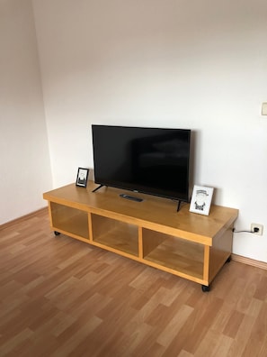 Interior - Flat for 7 ✭ Free cleaning every week ✭ TV&WIFI (Elsteraue)