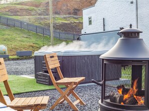 Property grounds - 3 bedroom accommodation in Bardon Mill, near Haltwhistle (Bardon Mill, near Haltwhistle)