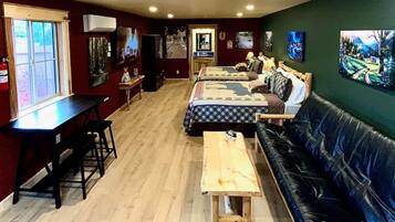 1 habitación y caja de seguridad en la habitación