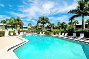 Outdoor pool, a heated pool
