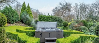 4 bedroom accommodation in Newtown