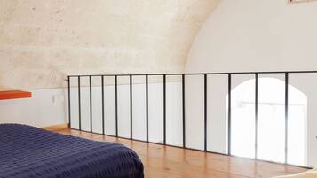 2 camere, culla da viaggio, Wi-Fi gratuito, lenzuola