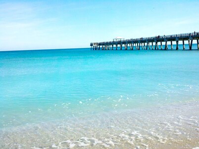 100.00/NIGHT! CONSTRUCTION SALE! NOW THRU SEPT! BEAUTIFUL JUPITER BAY 2BED/2BATH