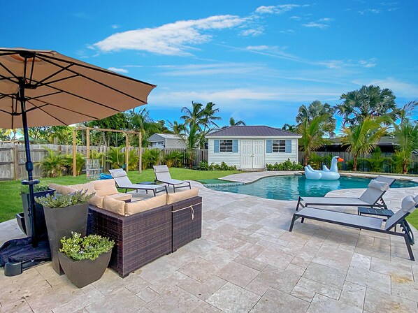 Outdoor pool, a heated pool