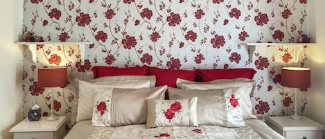 3 chambres, Wi-Fi gratuit, draps fournis