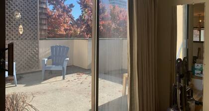 Great downtown Palo Alto location!