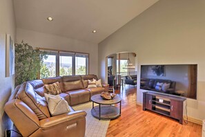 TV, fireplace, video games, foosball