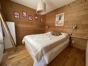 2 bedrooms, free WiFi, bed sheets