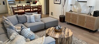 Newly Remodeled Ski-N/Ski-Out Park City Mountain Condo