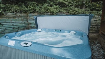Outdoor spabad