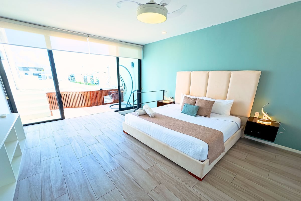 1 bedroom, premium bedding, free WiFi, bed sheets
