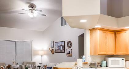 Clean, Comfy and Family Friendly Home (away from home)