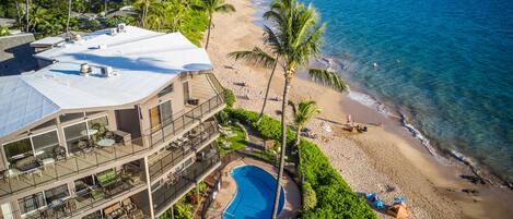 منظر من الجو على ارتفاع عالٍ