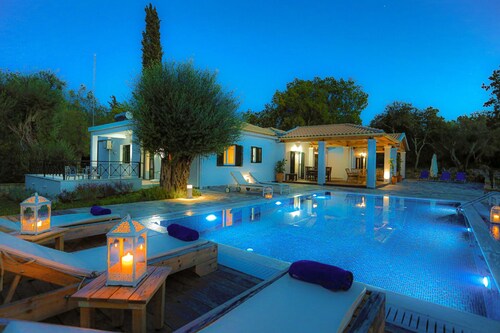 Private Family villa, Near Corfu Town and Achilleon, sleeps 8