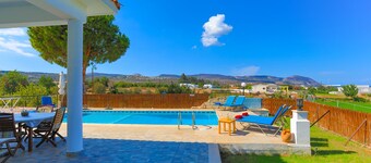 The Vines, private pool, sea views, in Latchi