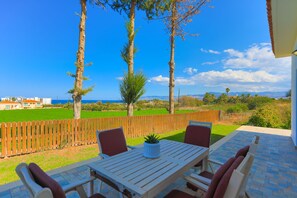 Outdoor dining - The Vines, private pool, sea views, in Latchi (Latchi)